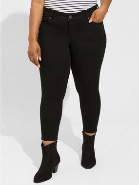 NWT Torrid Perfect Skinny Ankle Vintage Stretch Mid-Rise Jean Black Size 24 R